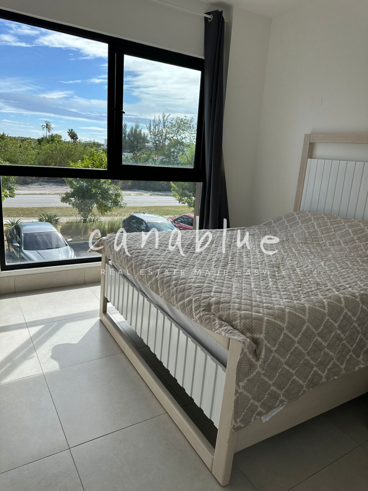 Canamar Elegant Furnished Condo — photo 11