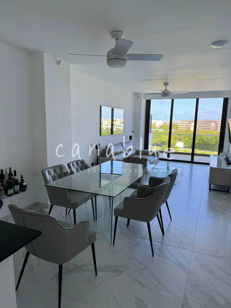 Stunning Penthouse in Cana Rock Star