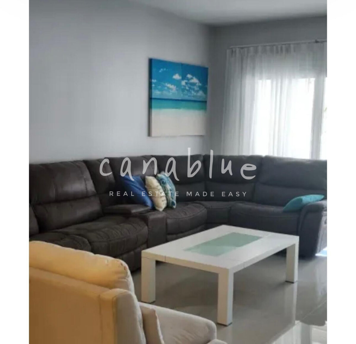 Beach Front 2 BDR Condo — photo 2