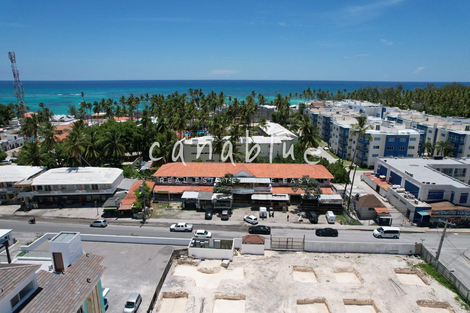 Plaza Comercial Nautica