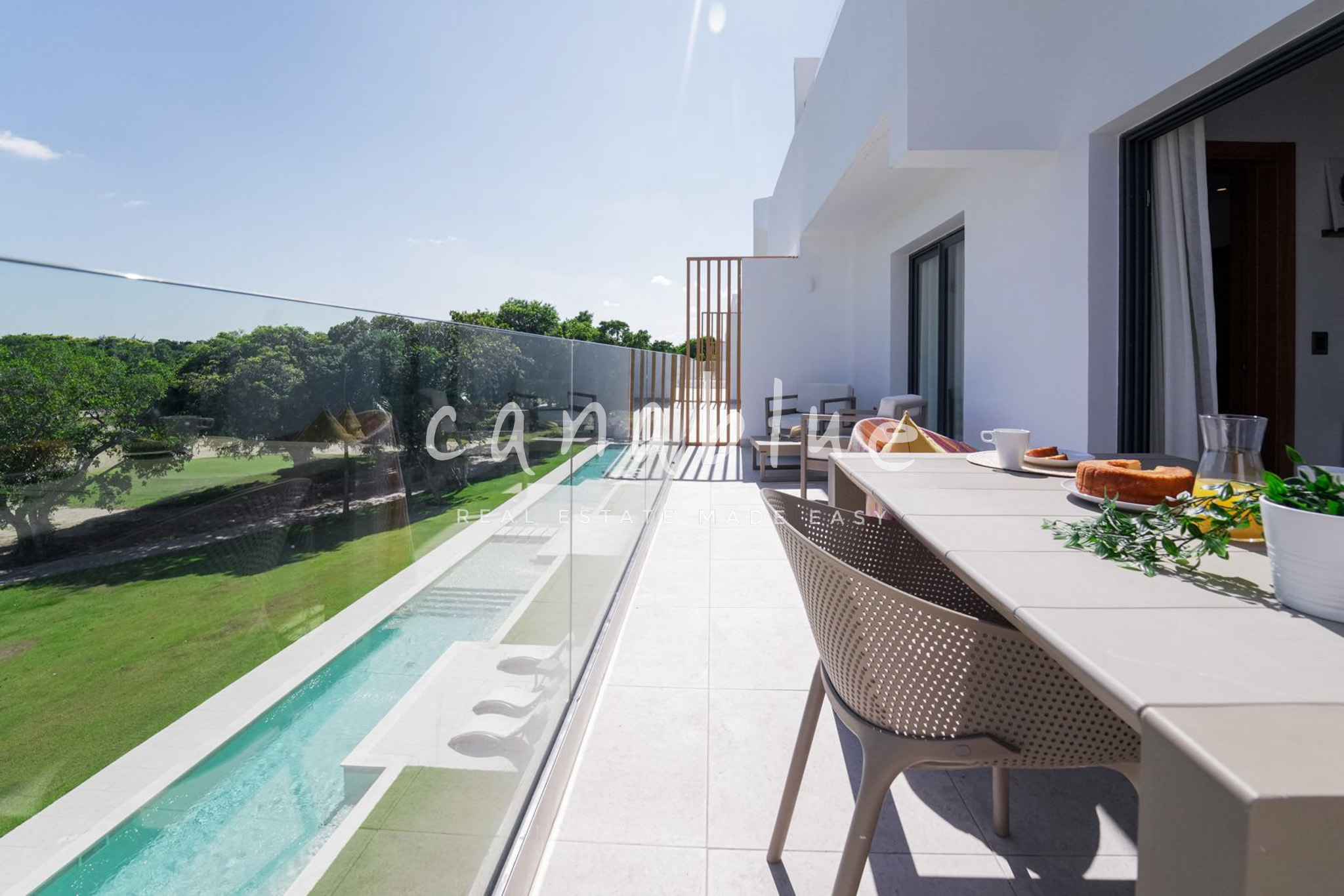 Penthouse Oasis at Golf Garden