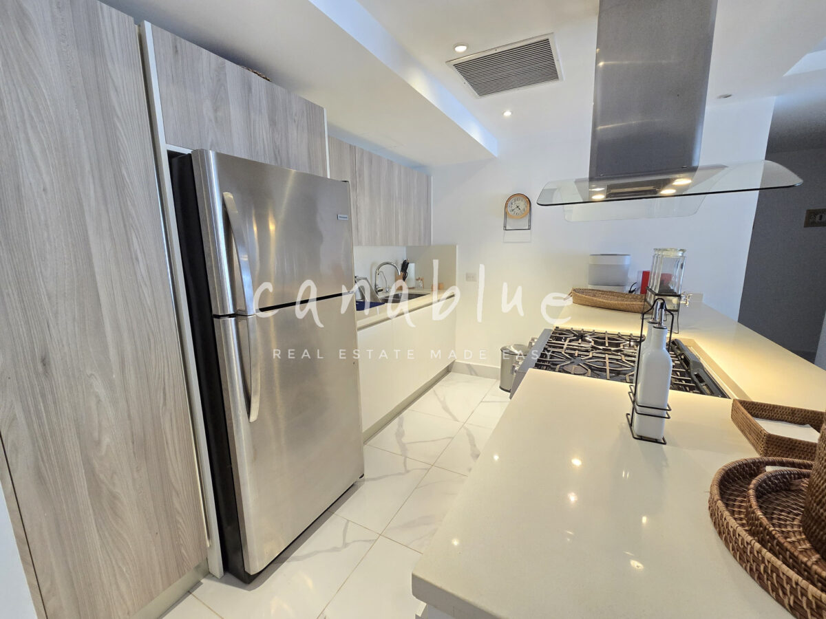 Poolfront Living Condo at Las Canas — photo 11