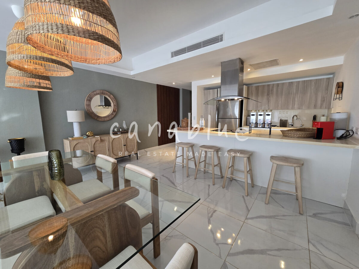Poolfront Living Condo at Las Canas — photo 10