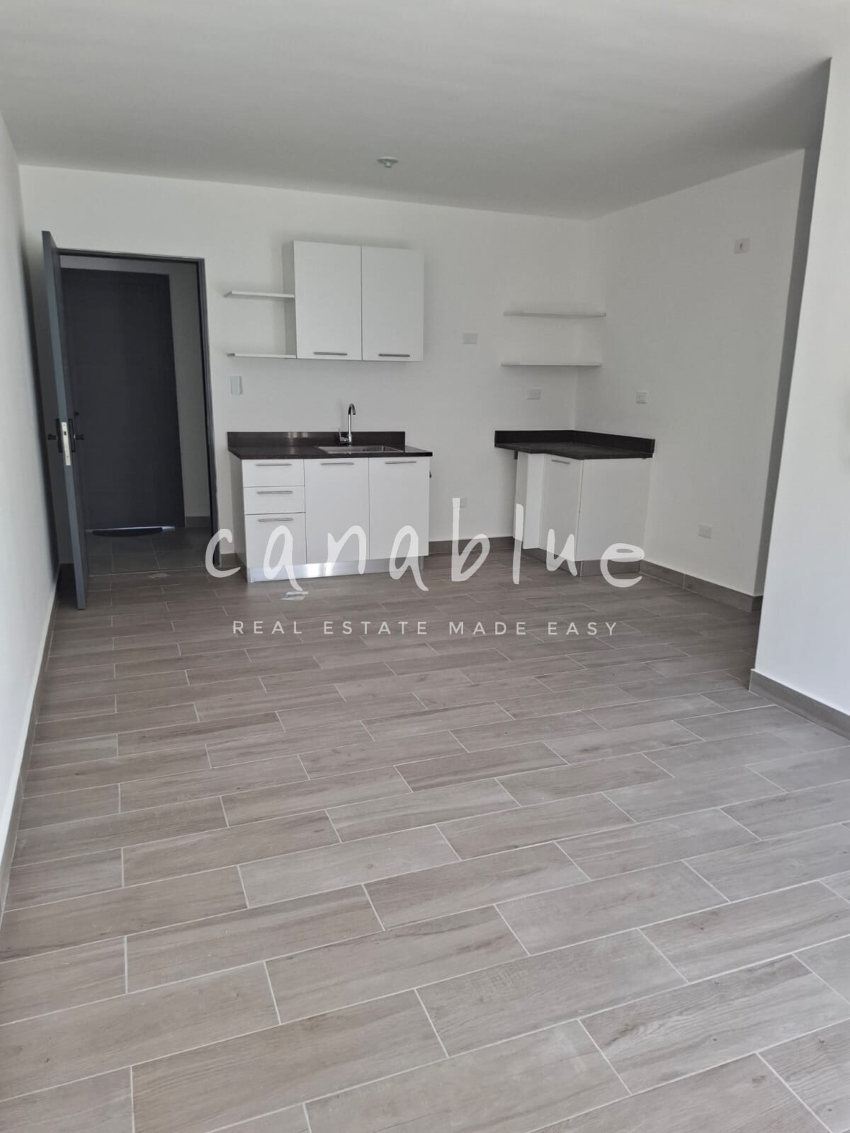 Bright 2BDR Condo at Jardines III — photo 3