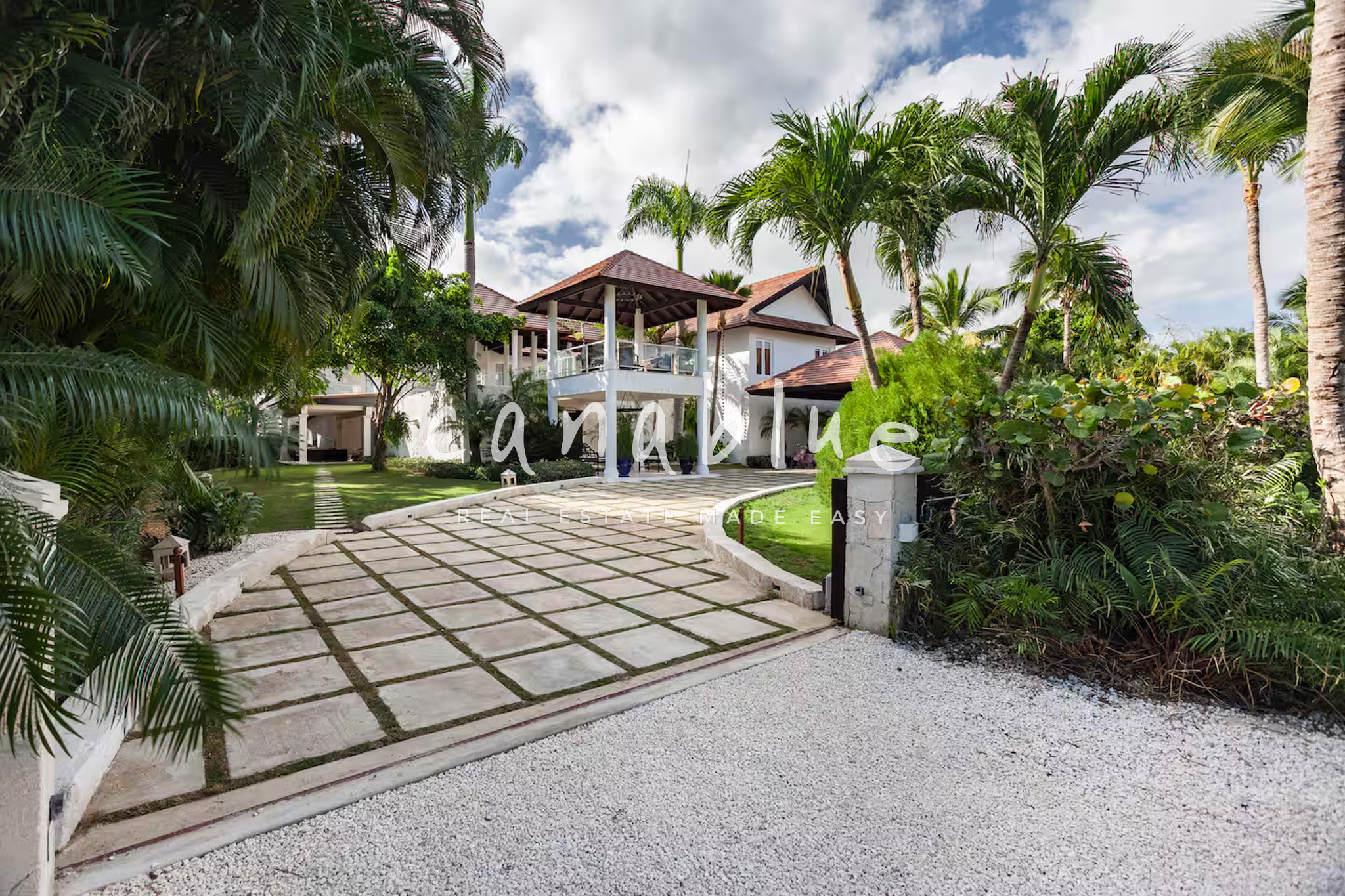 Arrecife Grand Villa