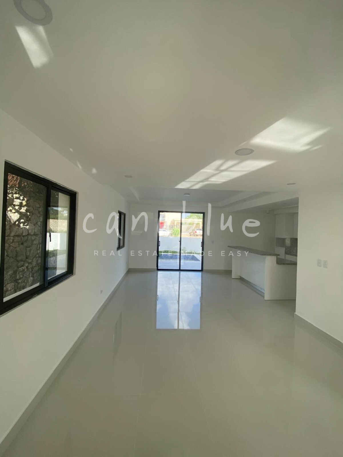 Modern 3-Bedroom Villa with Private Pool — photo 3