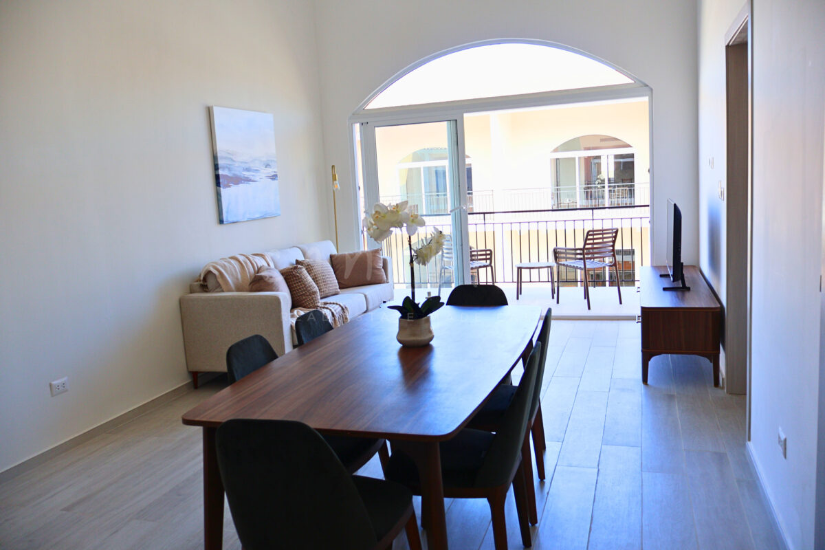 Comfortable 2BDR Condo at Reserva Real — photo 4