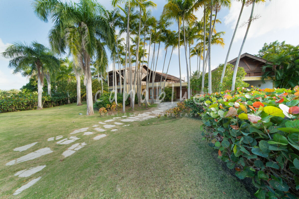 Grand Luxury Villa in Las Palmas — photo 2