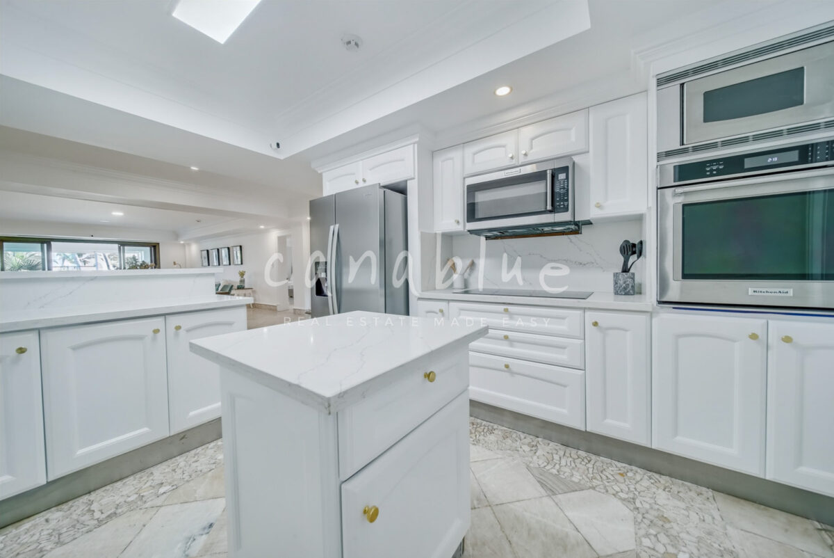 Marina Seaside Penthouse — photo 6