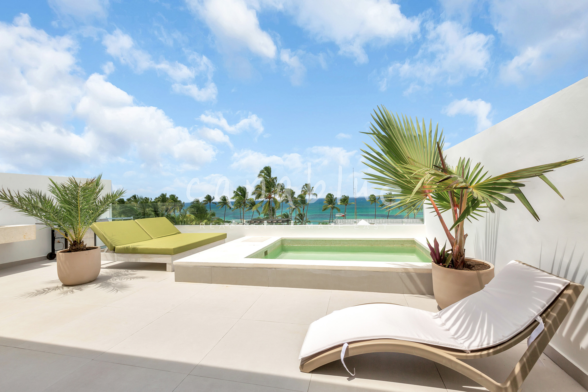 Grand Seaside Penthouse