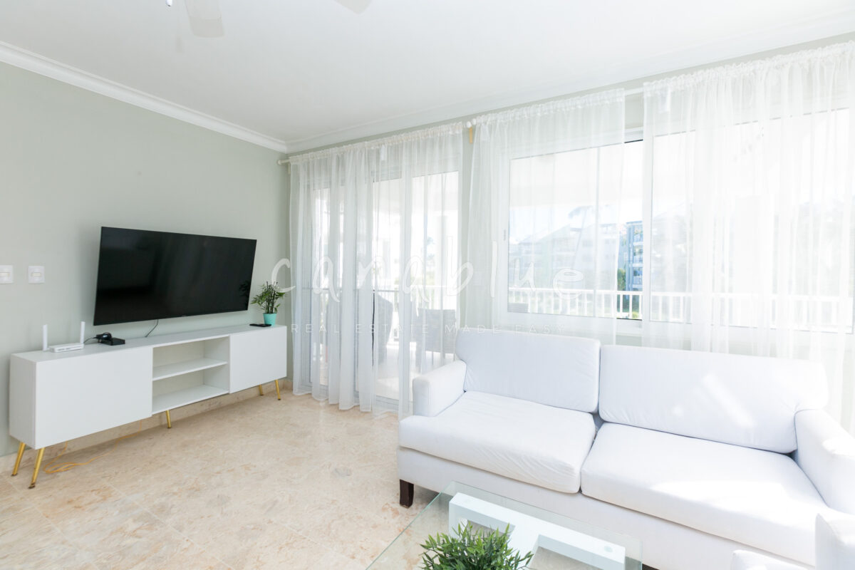 Serene Beachside Retreat — photo 4
