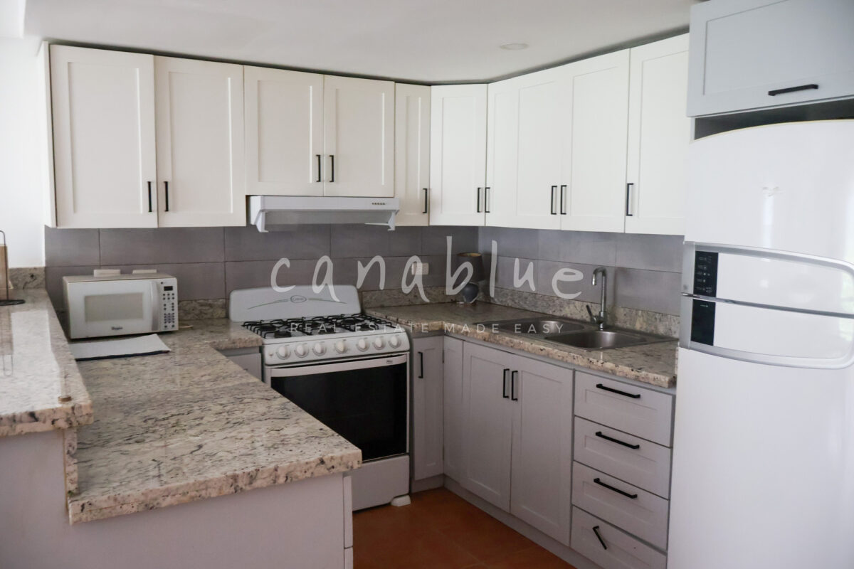 Home away from home Condo — photo 8