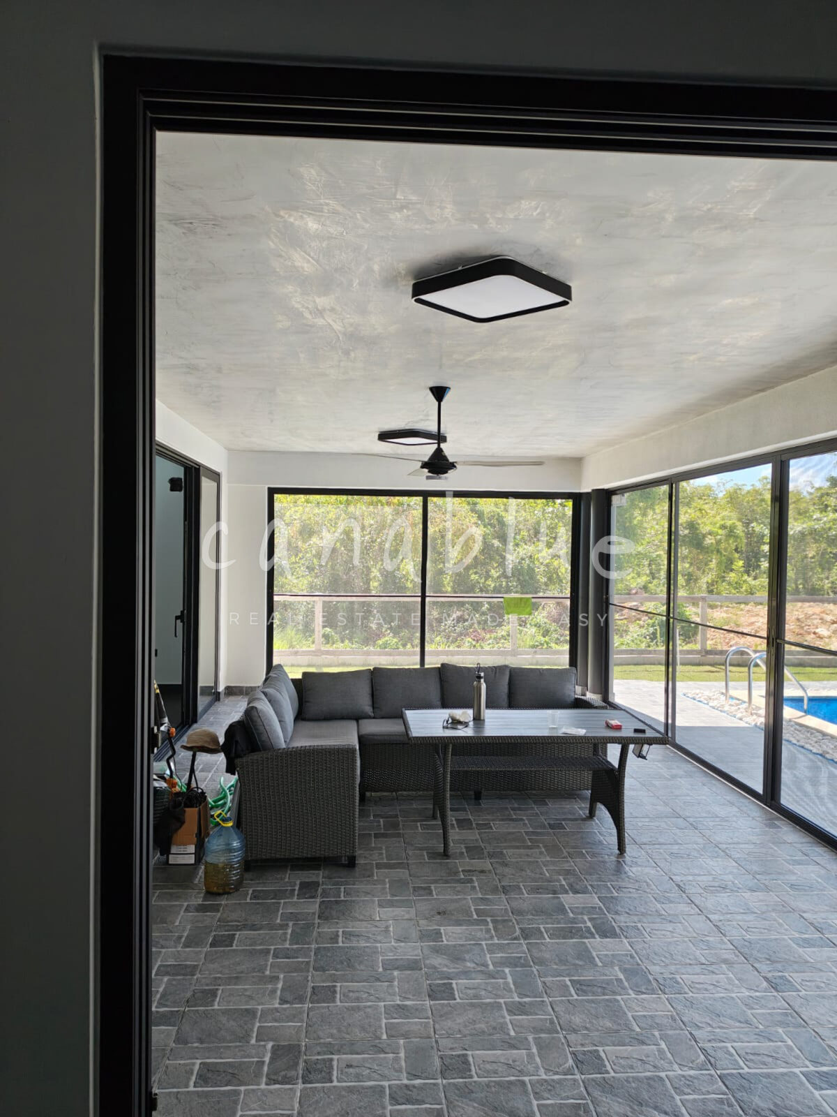 Caribbean Eden Poolside Living — photo 3