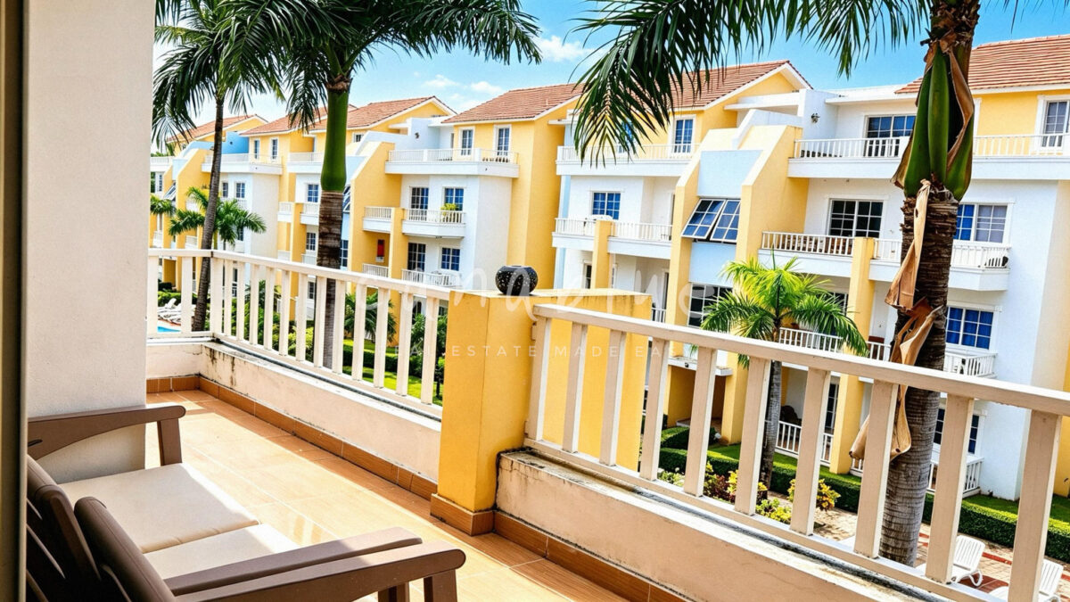 Coastal Terrace 3BR Apartment — photo 5