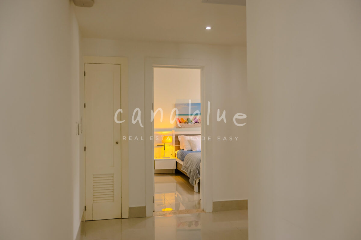 Blue Beach Coastal Retreat — photo 11