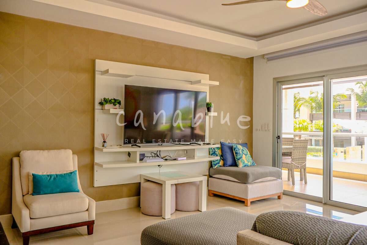 Blue Beach Coastal Retreat — photo 3