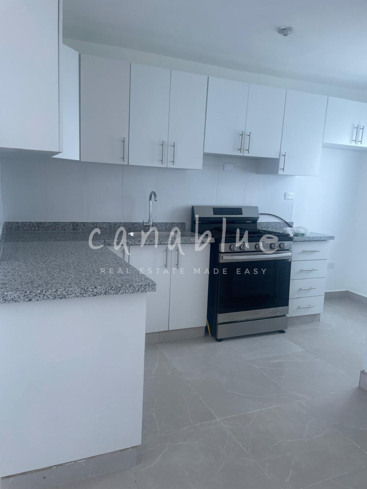 First Floor Comfort in Selene — photo 6