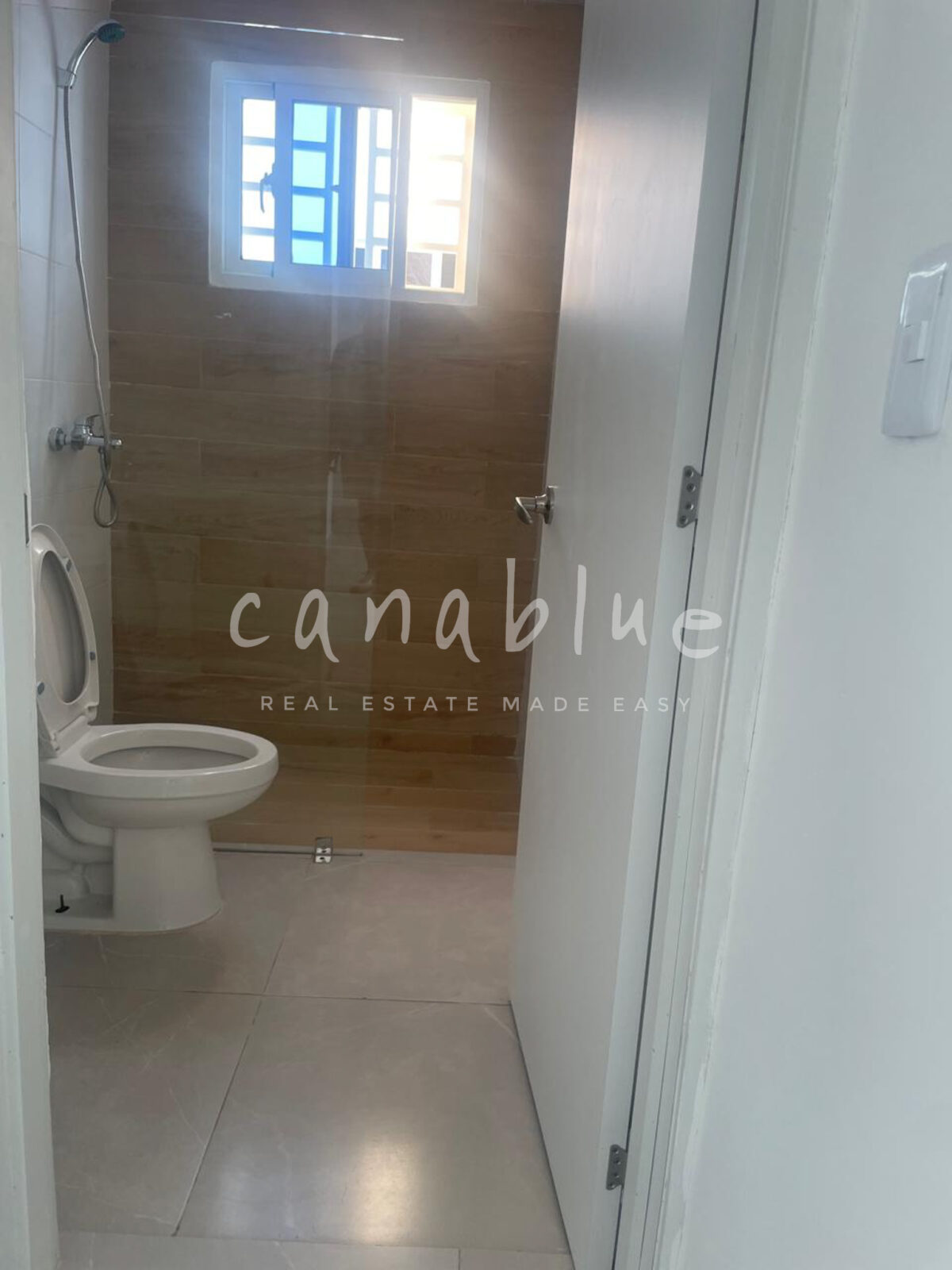 First Floor Comfort in Selene — photo 9