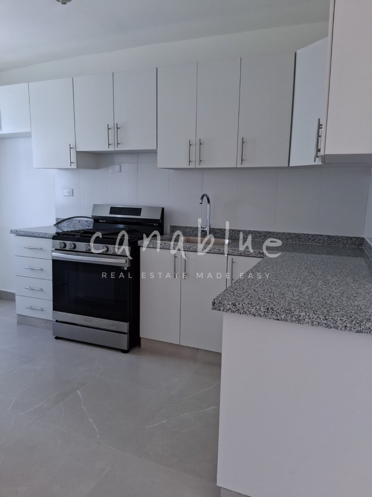Spacious Living at Selene — photo 3