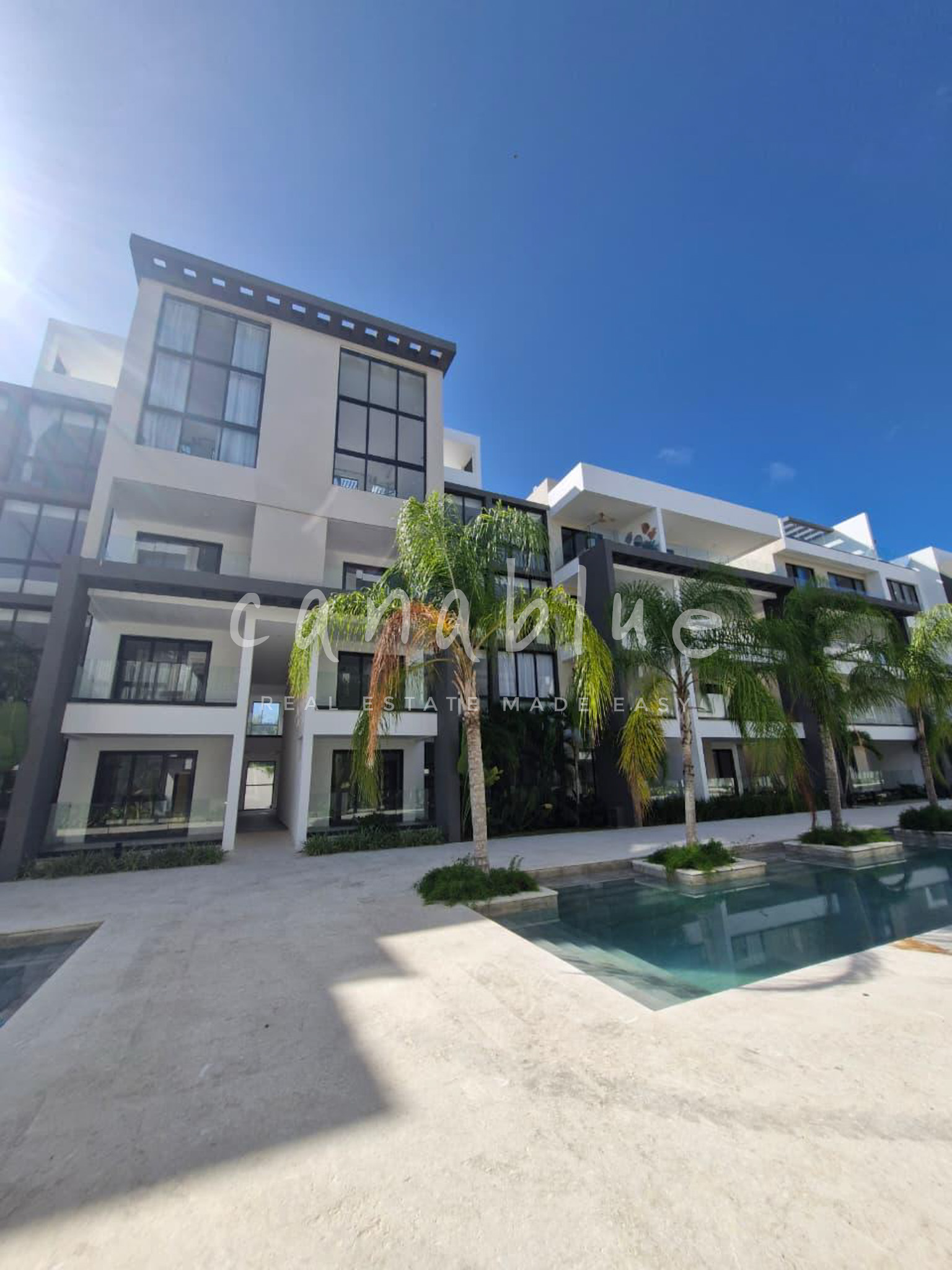 Prestige Penthouse at Ocean Bay
