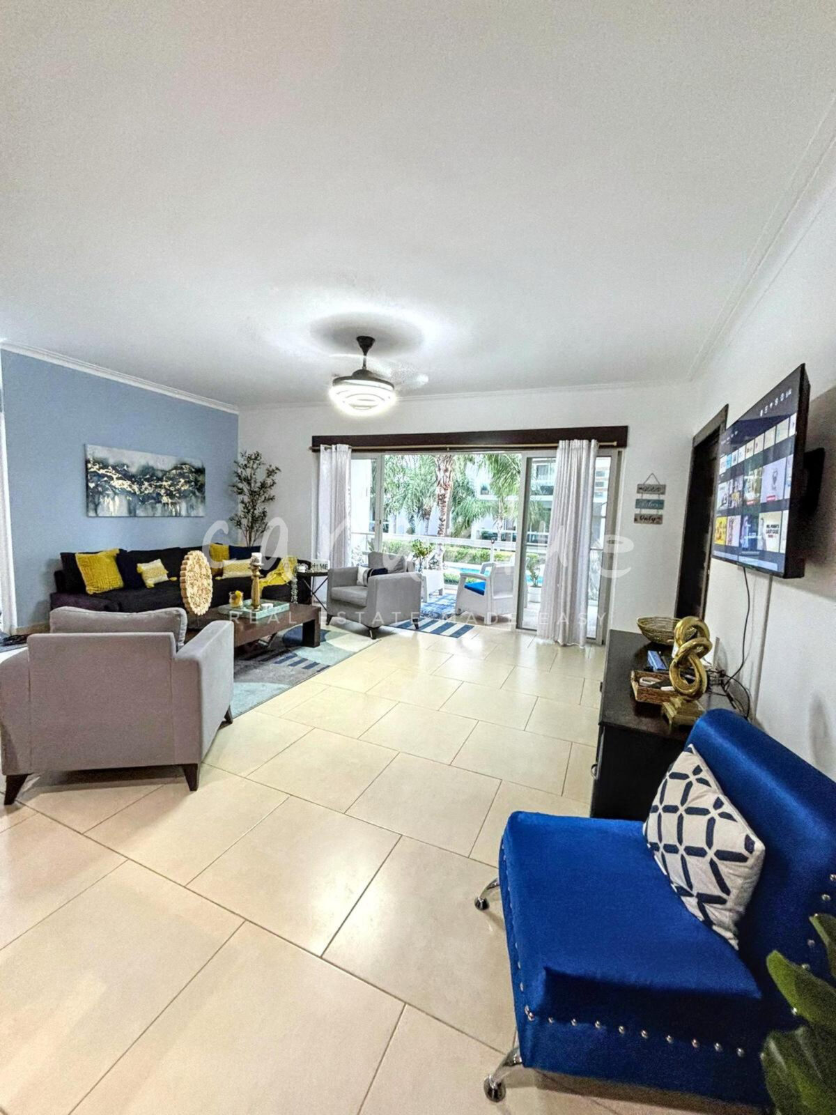 Bright 2-Bedroom Retreat with Expansive Terrace — photo 5