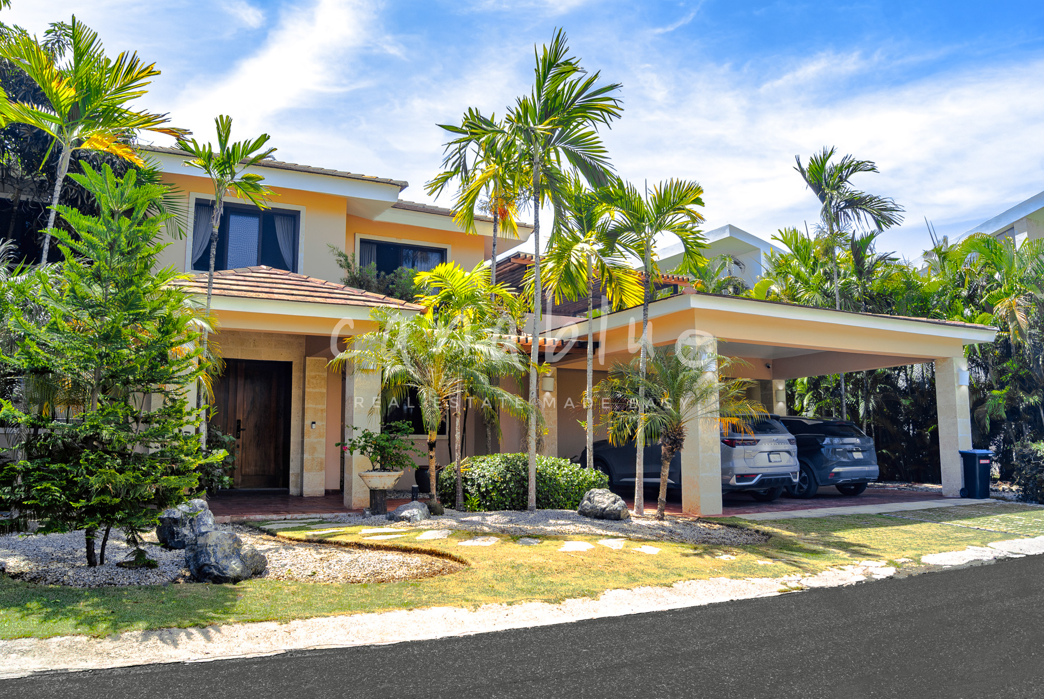 Grand Palm Luxury Residence