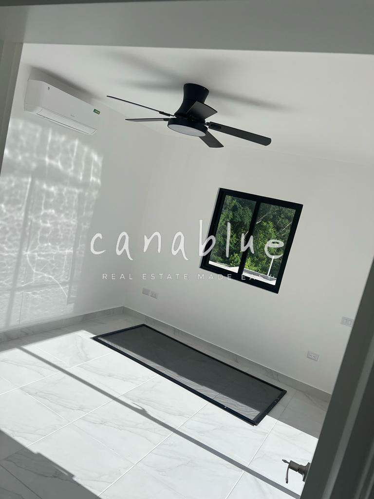Tropical Retreat: 3BR Villa — photo 11