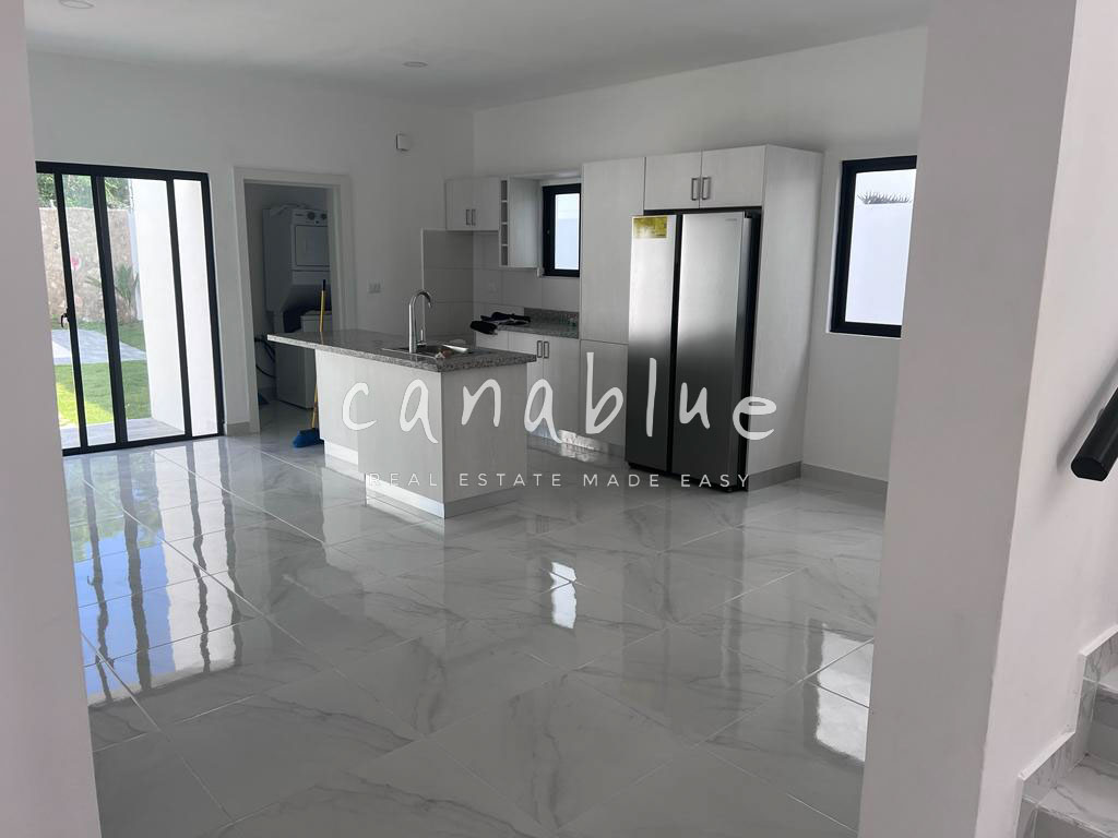 Tropical Retreat: 3BR Villa — photo 3