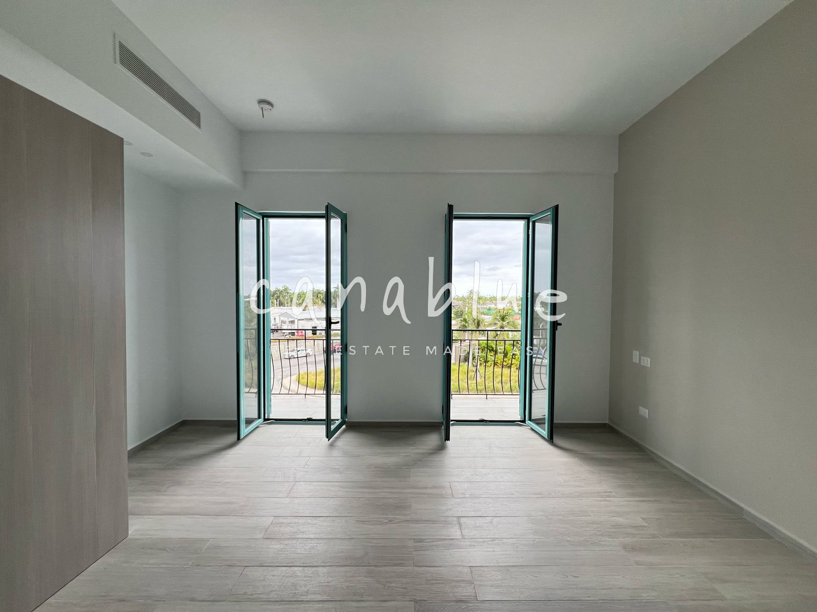 Italian Charm Condo 🚨PRICE REDUCTION🚨