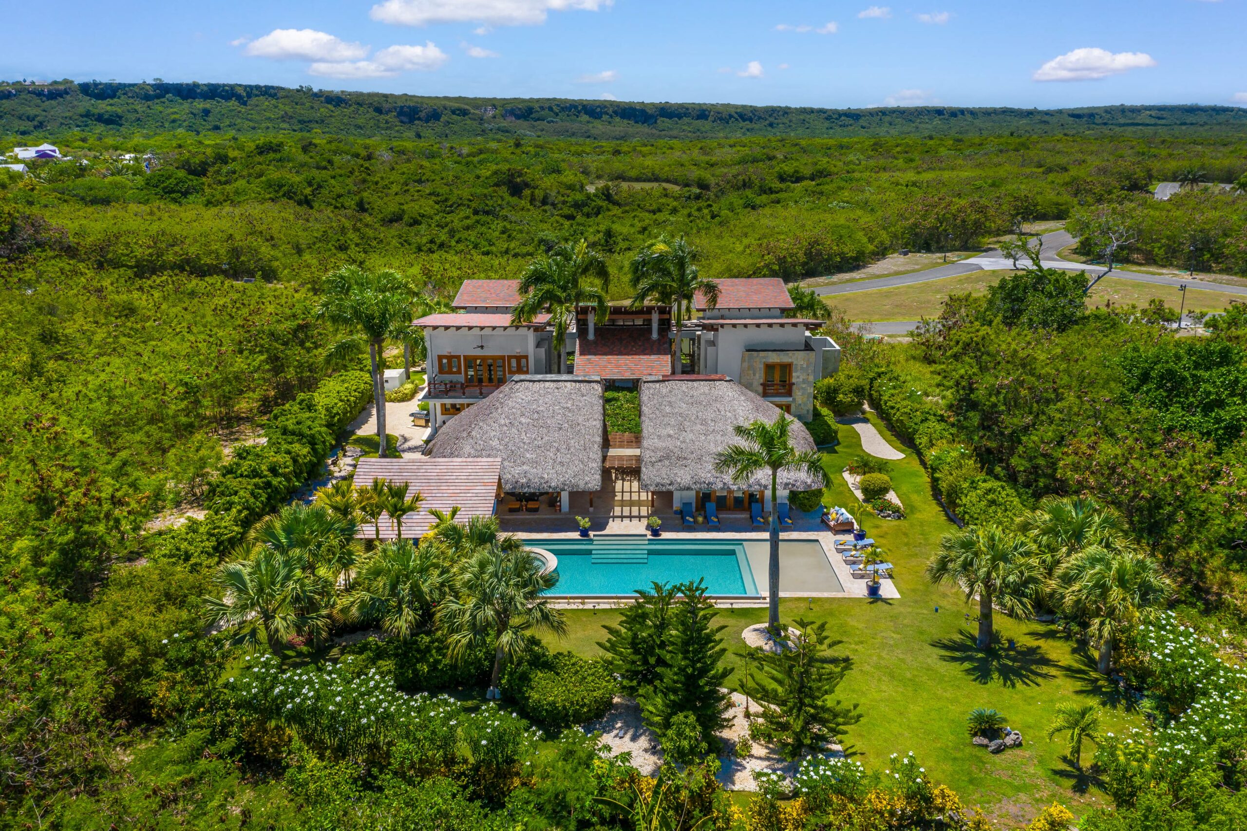 Experience Elite Living: Cap Cana’s Hidden 5 + 2 Bedroom Jewel — photo 3