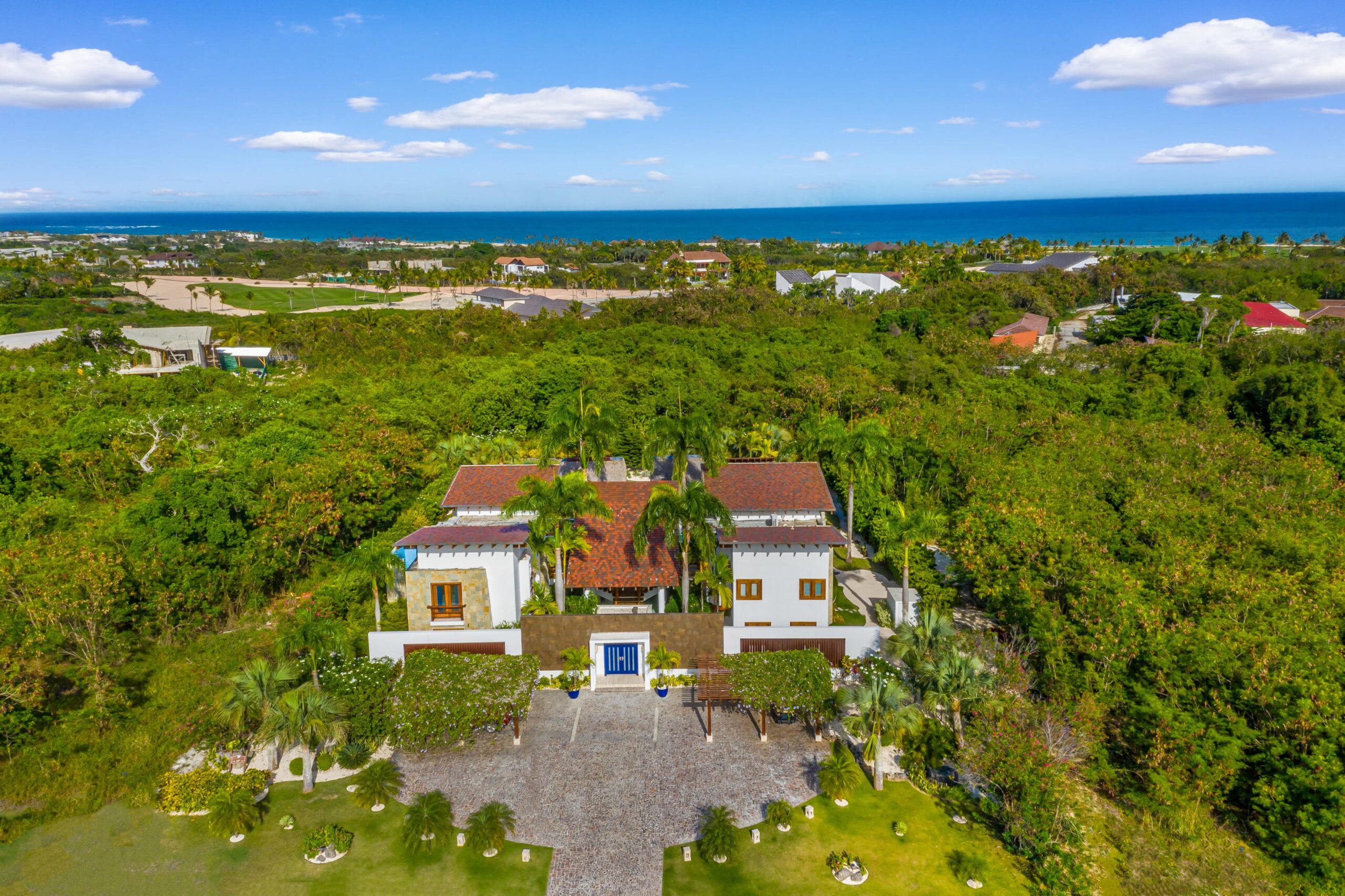 Experience Elite Living: Cap Cana’s Hidden 5 + 2 Bedroom Jewel — photo 6