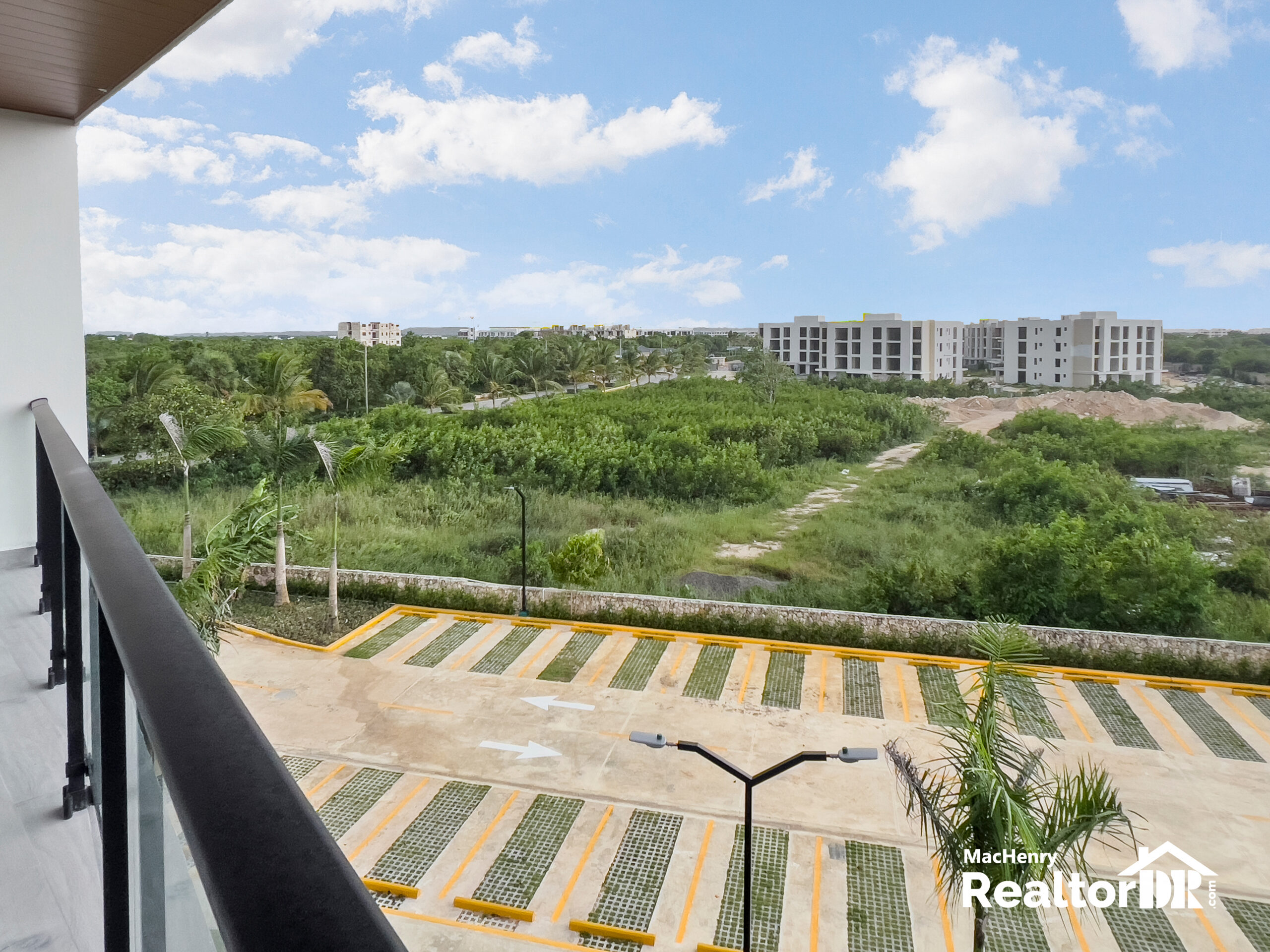 THE TOWERS AT VISTA CANA – MODERN CONDO LIVING IN PUNTA CANA 🌴 — photo 10