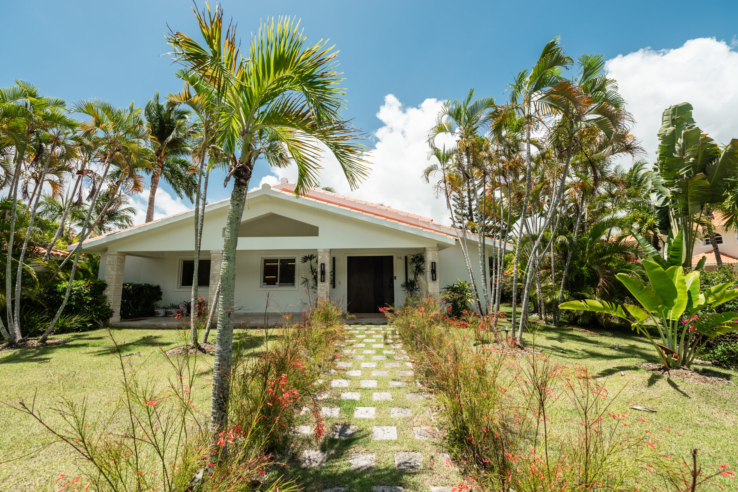 🏌️ SPACIOUS 3-BEDROOM VILLA FOR SALE IN COCOTAL GOLF & COUNTRY CLUB, PUNTA CANA WITH PRIVATE POOL & BEACH ACCESS — photo 3
