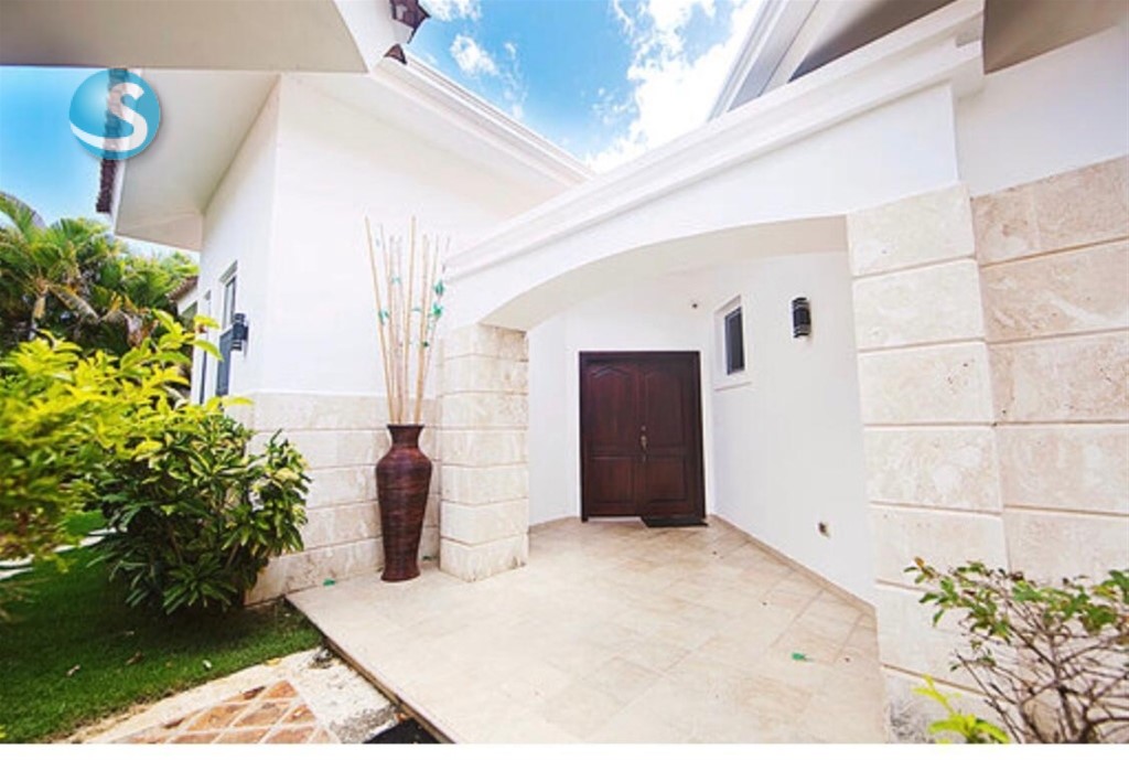 3-Bedroom Villa in Cocotal — photo 9