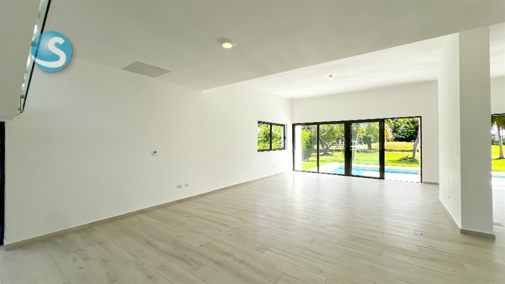 3-Bedroom Villa in Cocotal — photo 5
