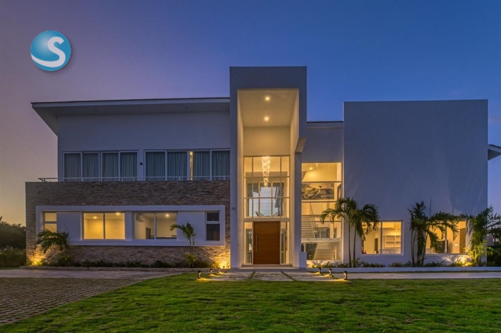 6-Bedroom Villa in Cap Cana — photo 1