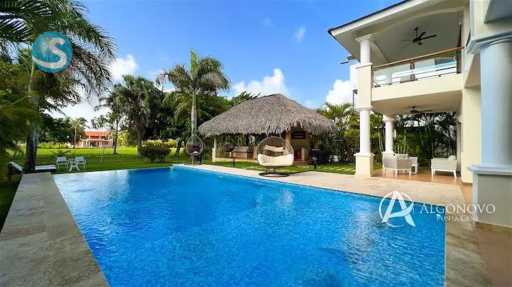 4-Bedroom Villa in Cocotal Golf & Country Club — photo 7