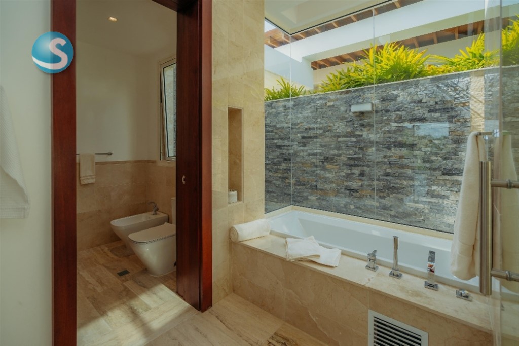 5-Bedroom Villa in Cap Cana — photo 2