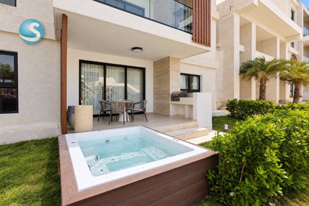 2-Bedroom Apartment in Cap Cana — photo 1