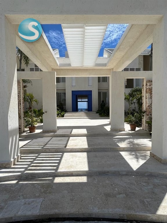 6-Bedroom Villa in Cap Cana — photo 1