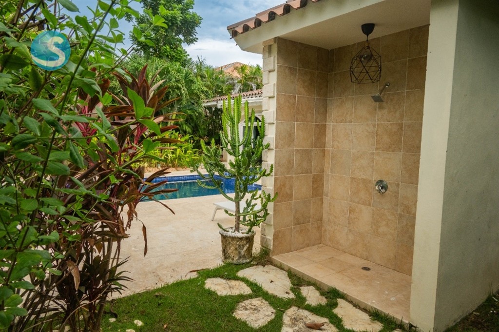 3-Bedroom Villa in Cocotal Golf & Country Club — photo 12