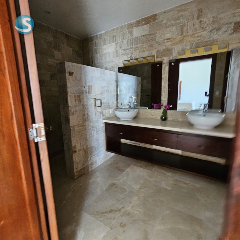 9-Bedroom Villa in Cap Cana — photo 3