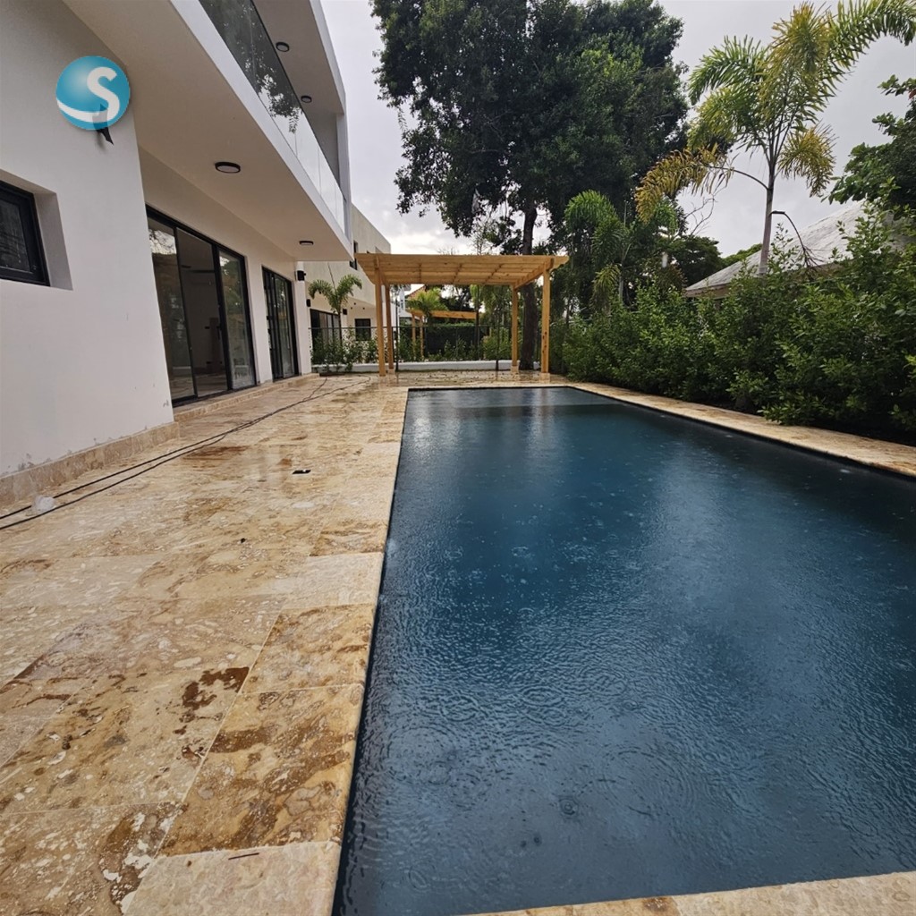 5-Bedroom Villa in Punta Cana Village — photo 1