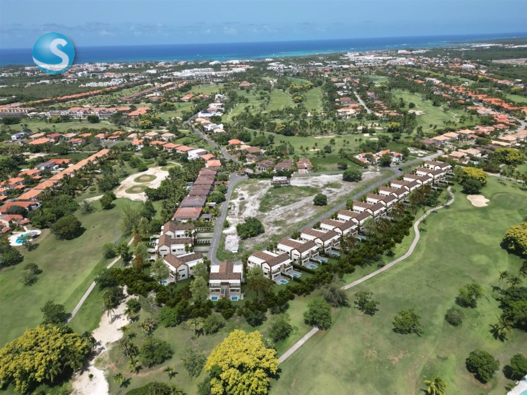 3-Bedroom Villa in Cocotal Golf & Country Club — photo 3