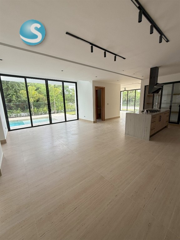 4-Bedroom Villa in Punta Cana Village — photo 2