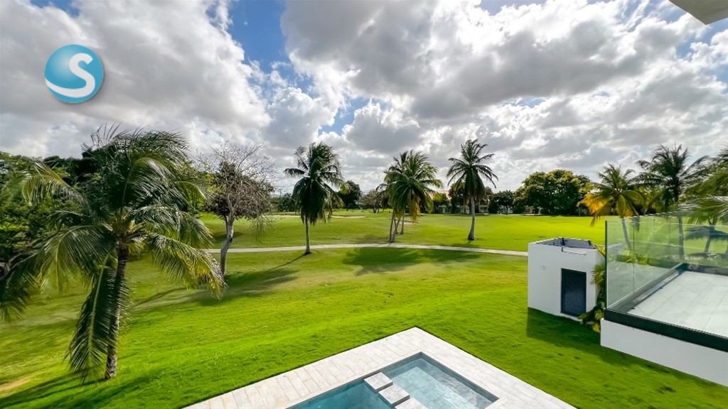 3-Bedroom Villa in Cocotal Golf & Country Club — photo 11