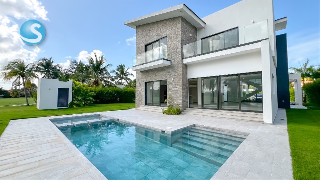 3-Bedroom Villa in Cocotal Golf & Country Club — photo 3