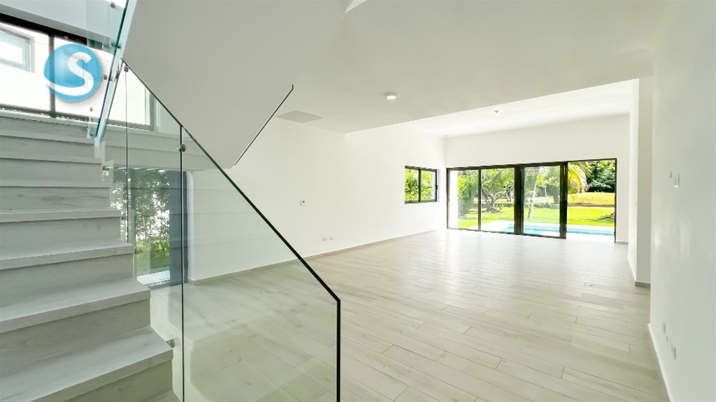 3-Bedroom Villa in Cocotal Golf & Country Club — photo 4