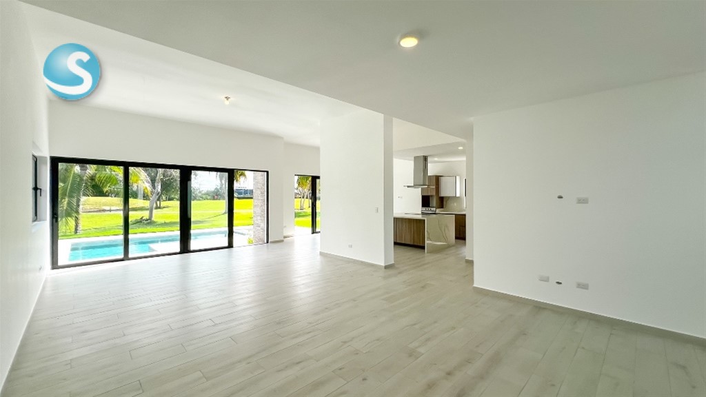 3-Bedroom Villa in Cocotal Golf & Country Club — photo 5