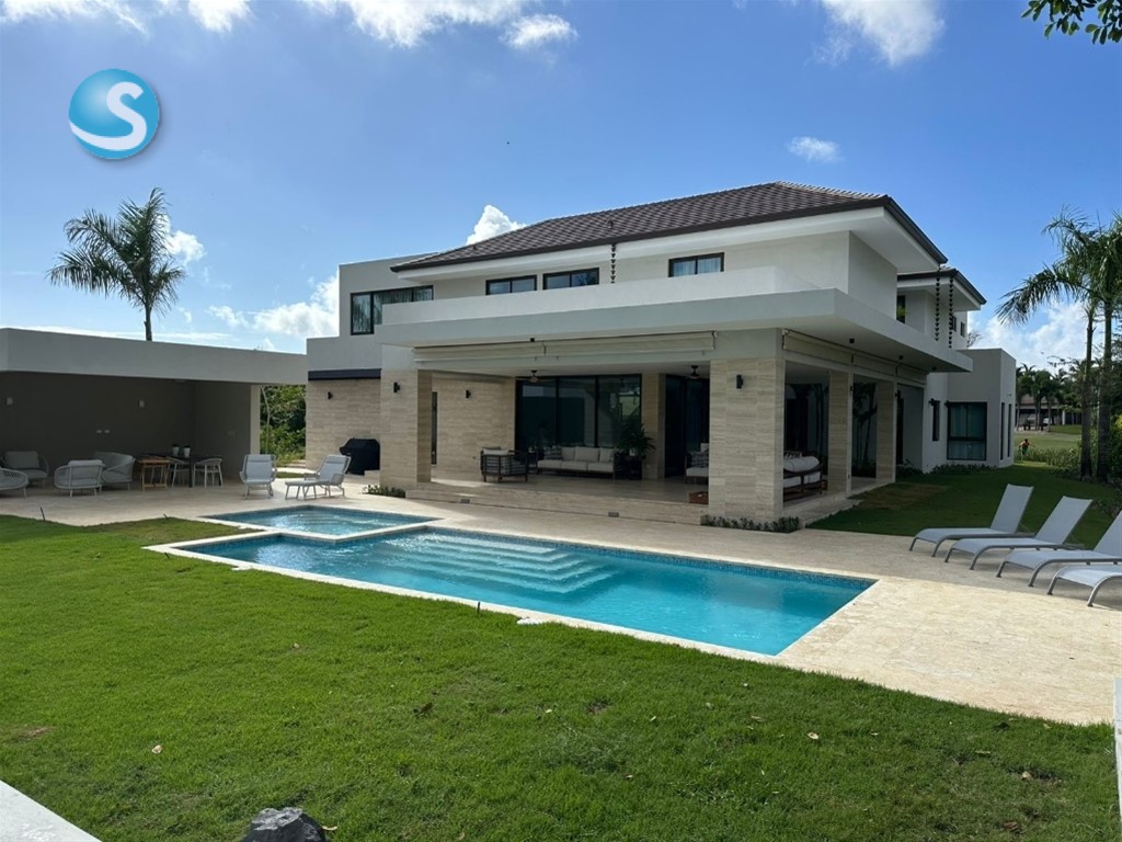6-Bedroom Villa in Cap Cana — photo 1